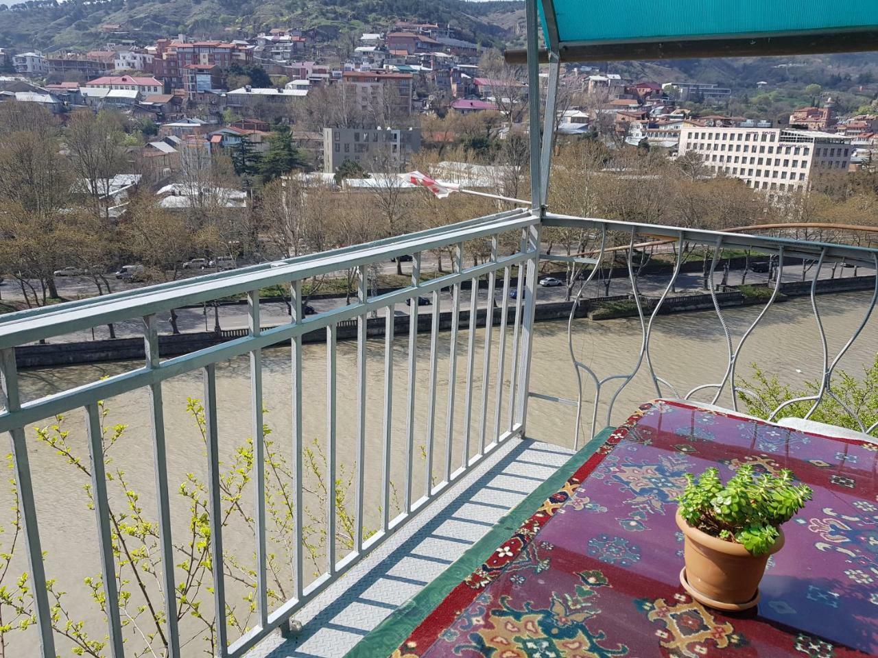 Old Veranda Hotel Tbilisi Exterior photo